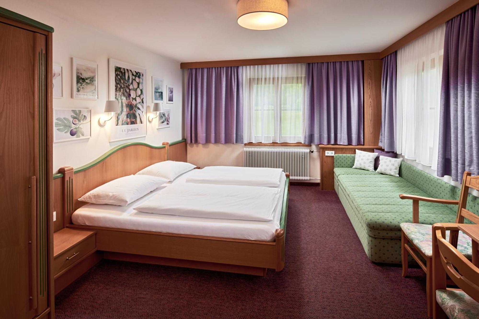 Hotel Gasthof Siggen Neukirchen am Grossvenediger Exterior photo